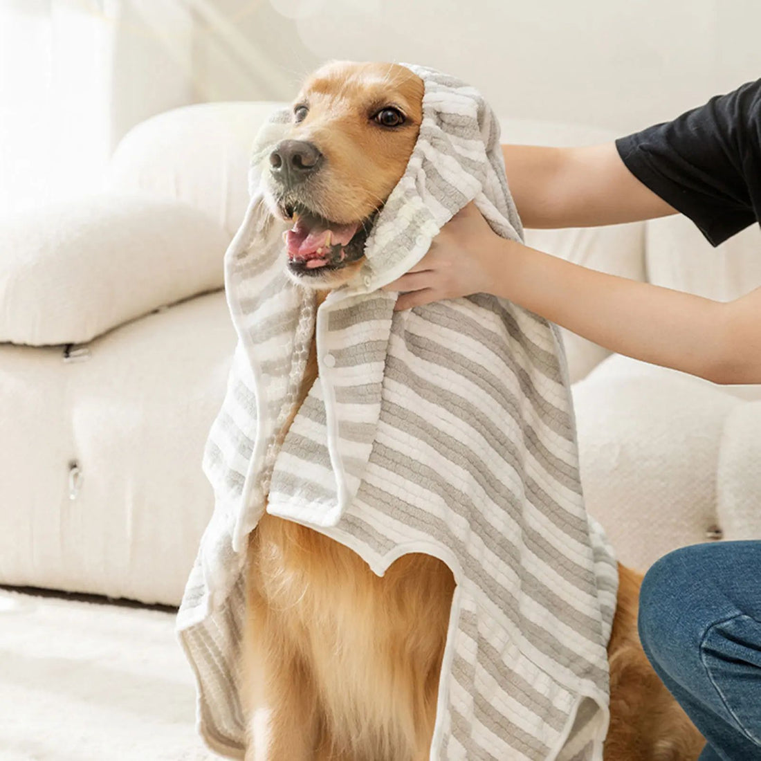 Ultra Absorbent Quick Drying Pet Bath Towel Bathrobe For All Pets