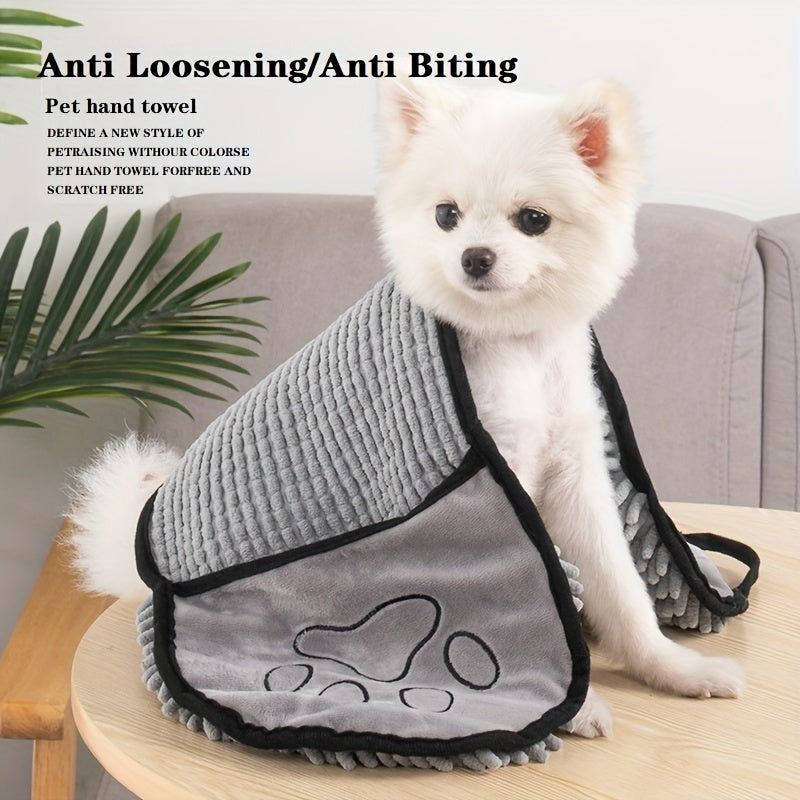 Absorbent Microfiber Pet Bath Towel With Hand Pockets For Quick Drying Pets