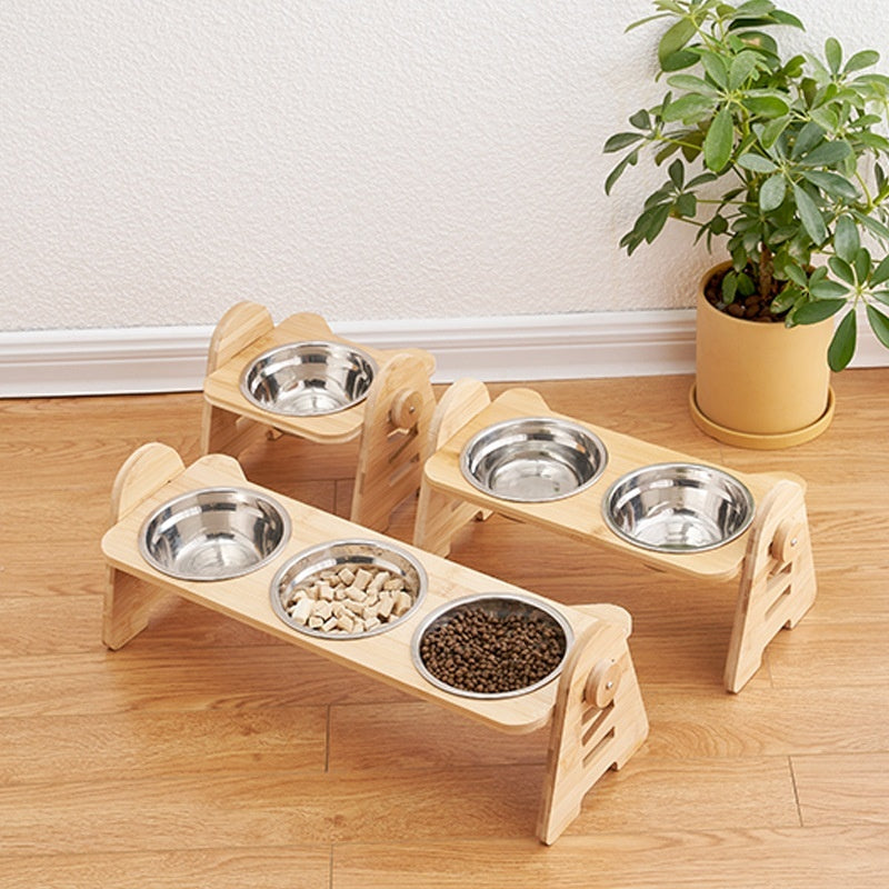 Inclined Pet Drinking Bowl With Neck Support Design