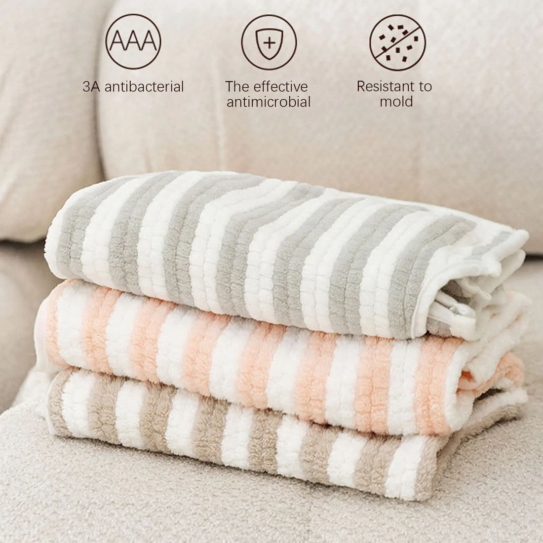Ultra Absorbent Quick Drying Pet Bath Towel Bathrobe For All Pets
